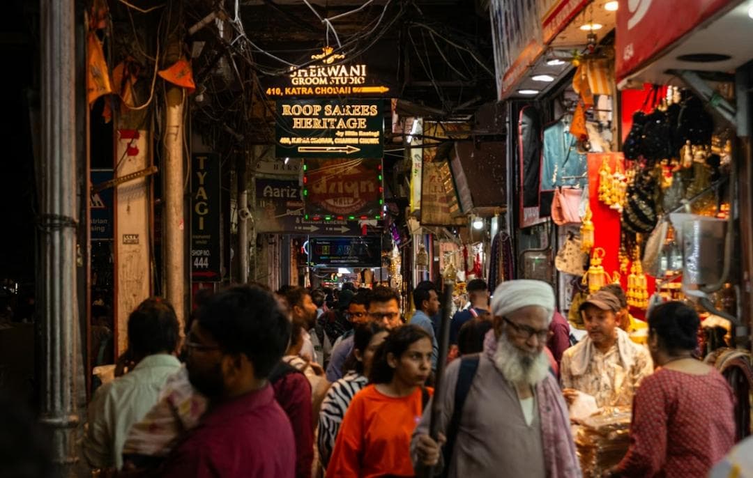 Evening crowd in a market lane